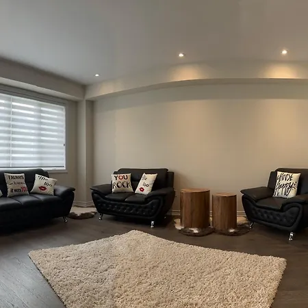 Only 10 Mins From Niagara Falls Thorold Exterior photo