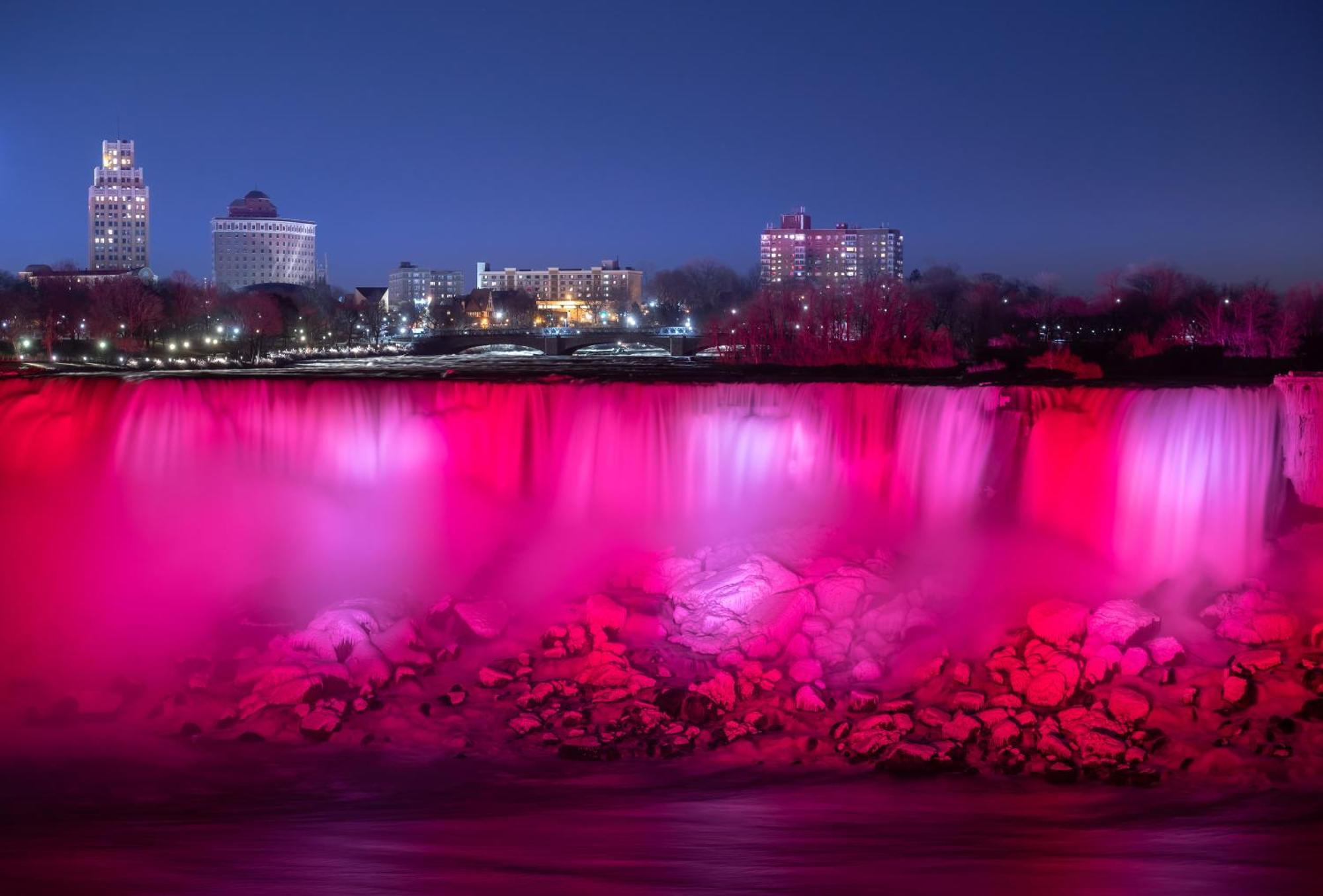 Holiday home Only 10 Mins From Niagara Falls *